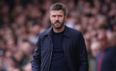 Huyền thoại MU bị chê trách vì làm khó Carrick