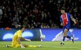 Nhận 4 bàn thua trước PSG, Flick vẫn khen Garcia xuất sắc