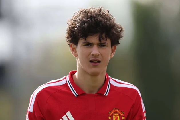 Xé lưới Liverpool 4 lần, sao U18 MU được fan hết lời ca ngợi
