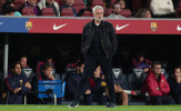 Mourinho giăng bẫy thực dụng, bóp nghẹt hàng công Barca
