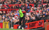 Lời xin lỗi là lối thoát duy nhất cho Bruno Fernandes ở MU