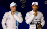 Valtteri Bottas mong đua tranh công bằng với Hamilton