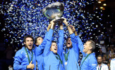 Gãy ngón tay, del Potro nén đau giúp Argentina vô địch Davis Cup