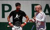 Djokovic tiếp tục hợp tác với Agassi
