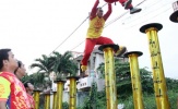 Lân sư rồng khổ luyện đón tết