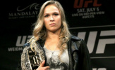 Ronda Rousey lại khiến WWE buồn lòng