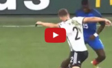Video: Paul Pogba xử lý cực ảo, biến Shkodran Mustafi thành trò hề