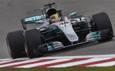 Hamilton mong đợi cuộc chiến 'vi diệu' tại Bahrain GP