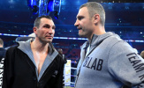 Vitali Klitschko cay đắng thừa nhận: 'Wladimir thất bại là do tôi'