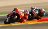 Lên ngôi ở Aragon GP, Marquez tiếp tục cho Dovizioso 'ngửi khói'