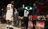 LeBron James lên tiếng sau vụ bị trọng tài đuổi khỏi sân