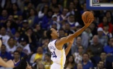 Va chạm với Livingston, trọng tài 'dính chưởng' từ NBA