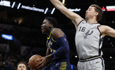  NBA 2017-18, Spurs 86-94 Pacers: L. Aldridge xuống phong độ, Spurs mất chuỗi thắng tại AT&T