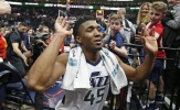 NBA 2017-18, San Antonio 99-101 Utah: Sai lầm chết người phút cuối