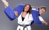 Mẹ con Ronda Rousey cùng bước lên đỉnh cao trong giới Judo