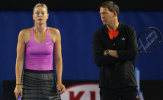 Hậu Indian Wells, Sharapova 'dứt tình' với HLV Groeneveld