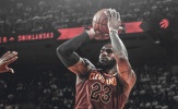 Bố Klay Thompson ngã mũ sau cú ném 'chết người' của LeBron James