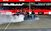 Thót tim với những màn trình diễn mô tô mạo hiểm tại Motul Stunt Fest 2018