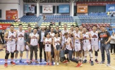 Các cổ động viên đặc biệt của Thang Long Warriors trên nhà thi đấu Hồ Xuân  Hương