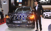 Cận cảnh SUV sang Range Rover mới giá hơn 10 tỷ tại VMS 2018
