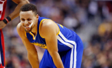 Fan nhí 'cầu cứu', Curry hồi đáp vô cùng dễ thương