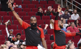 Hậu Harden bị chế nhạo chỉ biết câu lỗi, Rockets hủy diệt Wizards bằng cơn mưa ba điểm