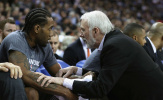 Kawhi Leonard và HLV Gregg Popovich vẫn giữ liên lạc kể từ sau giao dịch chấn động