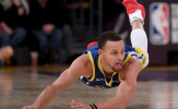 Stephen Curry lên tiếng về tình huống hài hước trong trận đấu với Lakers