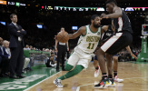 Sau Rondo, Irving là hậu vệ duy nhất làm được điều này tại Celtics