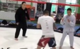Môn đồ Vịnh Xuân bị võ sĩ MMA hạ knock-out sau 6 giây