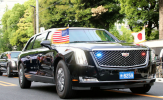 Lần đầu chạm mặt The Beast 2.0 hộ tống Tổng Thống Trump trên đường phố châu Á