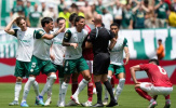 Palmeiras thắng Al Ahly sau trận đấu bị gián đoạn 40 phút do thời tiết