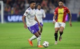 Aston Villa ôm hận trên đất Hà Lan, Buendia đá hỏng phạt đền