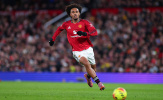 Zirkzee gây thất vọng trong lần hiếm hoi đá chính, tương lai tại Man United thêm u ám