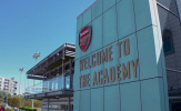 Arsenal và mô hình đào tạo cầu thủ: Học tập song song với bóng đá