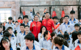 Nguyễn Thị Tâm chia sẻ tinh thần vượt khó, tiếp lửa cho học sinh IVS