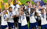 U21 Anh đăng quang EURO sau trận chung kết nghẹt thở trước U21 Đức