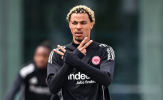 Hugo Ekitike ngồi dự bị báo hiệu thương vụ 78 triệu bảng đến Liverpool