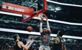 LeBron James không thể ngăn Cavaliers nhận game thua thứ ba liên tiếp
