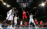 Westbrook suýt giúp Thunder ngược dòng kịch tính trước Rockets