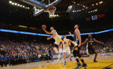 Curry ghi 40 điểm, Warriors vẫn để thua sốc Grizzlies
