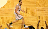 Làm người hùng cho Celtics, Olynyk đi vào lịch sử NBA