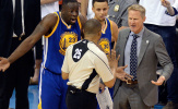Sao Warriors nói gì sau khi Stephen Curry và Kevin Durant bị đuổi