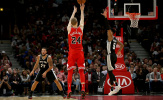 Tân binh của Chicago Bulls thiết lập kỷ lục 3 điểm ở NBA