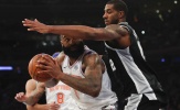 Leonard-Aldridge cùng sáng, Spurs tiếp tục cho Knicks nếm trái đắng