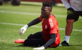 Man Utd lo ngại Onana vắng mặt, cơ hội tìm thủ môn mới mùa hè