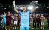 Fluminense vinh danh thủ môn Fabio: Cán cột mốc 1.391 trận, kỷ lục lịch sử bóng đá thế giới