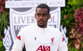 Bản hợp đồng kỷ lục của Liverpool, Alexander Isak, đối mặt áp lực lớn trước thềm ra mắt