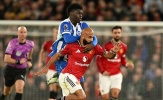 Casemiro dạy bài học đắt giá: Carlos Baleba mờ nhạt tại Old Trafford