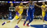 Ôm hận trước Lakers, HLV 76ers ví Ingram như Durant